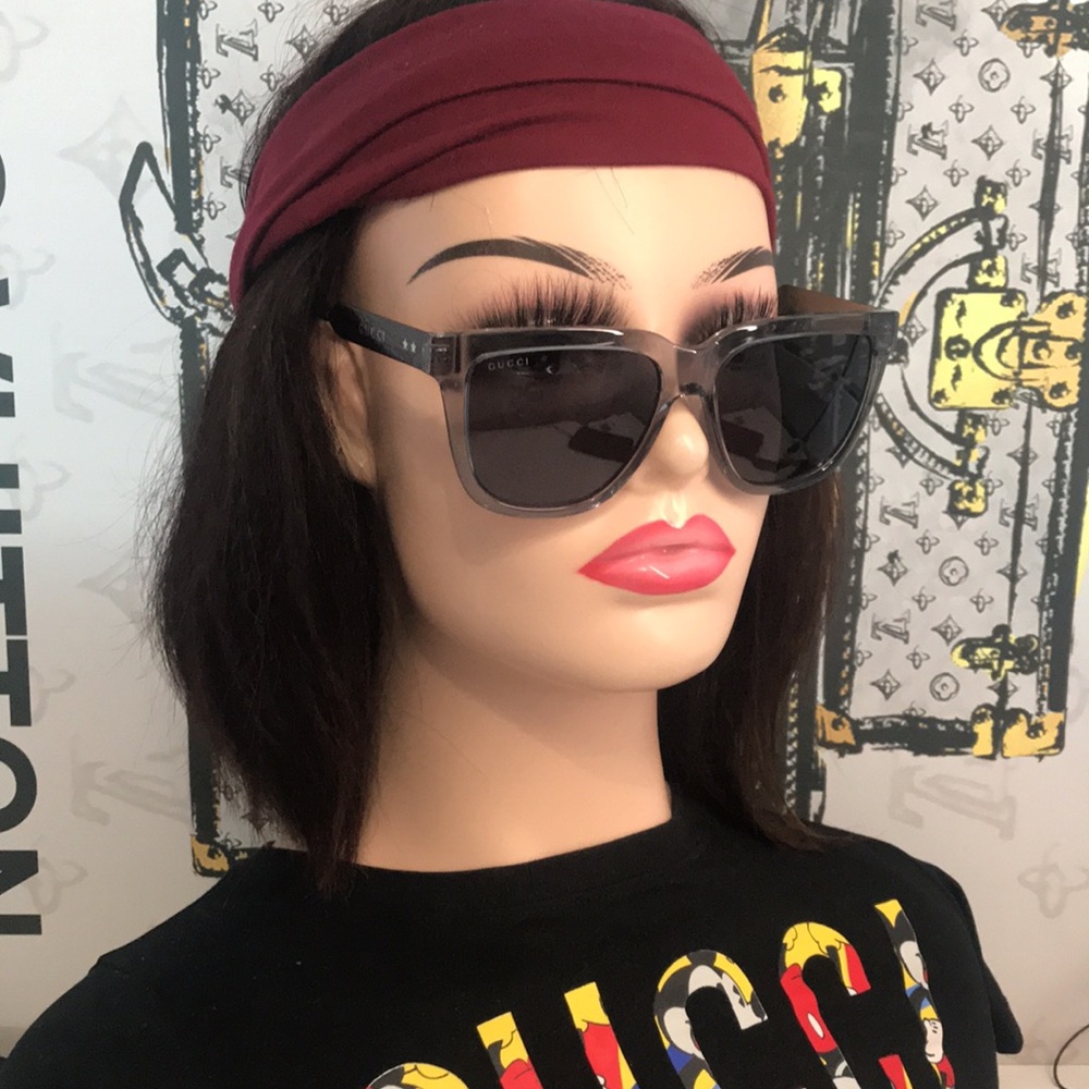 New Authentic Gucci GG0564S 003 Light Blue Cat-Eye Sunglasses Blue Lenses